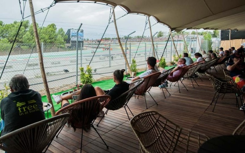 Carpas MAHO en la Fórmula 1 2024: Experiencia VIP en el Circuit de Barcelona-Catalunya